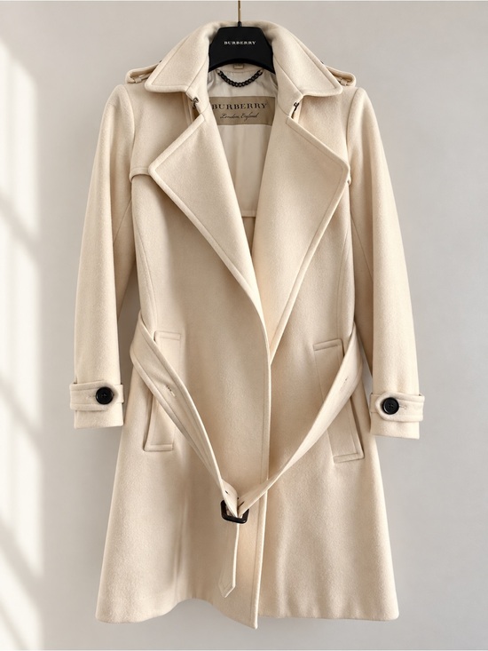 Burberry Jackets & Blazers - Burberry 100% Cashmere Cream Double-Breasted Belted Coat US 2